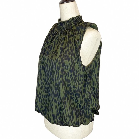 NWT - THML Sleeveless Blouse - Picture 3 of 4